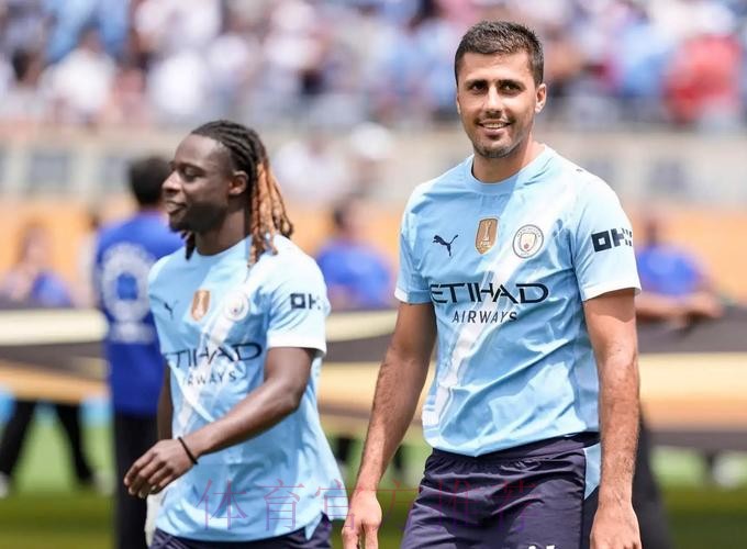 射手晒冷争晋级 皇马圣日耳门大火并